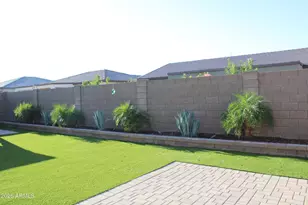 17258 W Seldon Ln, Waddell, AZ 85355 - Photo 50