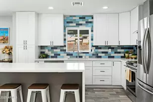 8312 E MacKenzie Dr, Scottsdale, AZ 85251 - Photo 12