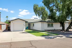 8312 E MacKenzie Dr, Scottsdale, AZ 85251 - Photo 2
