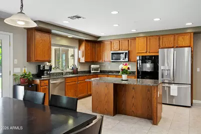 25065 N 72nd Lane, Peoria, AZ 85383 - Photo 8