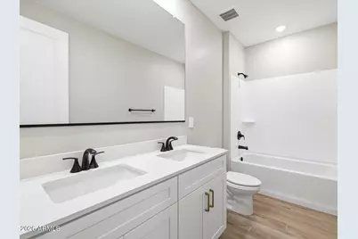 7762 W Hayward Avenue, Glendale, AZ 85303 - Photo 24