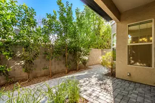 3059 N 33rd Pl, Phoenix, AZ 85018 - Photo 32