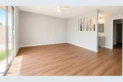 6353 W Mission Lane, Glendale, AZ 85302 - Photo 10