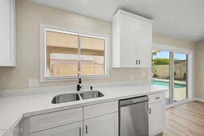 18637 N 46th Drive, Glendale, AZ 85308 - Photo 14