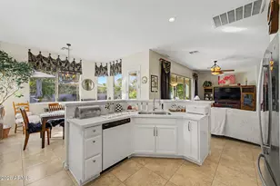 8714 W Morten Ave, Glendale, AZ 85305 - Photo 16