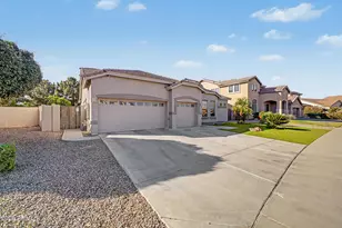 8714 W Morten Ave, Glendale, AZ 85305 - Photo 2