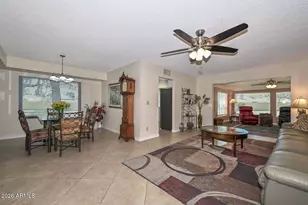 9834 W Kerry Ln, Peoria, AZ 85382 - Photo 4