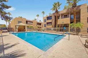 2625 E Indian School Rd, Phoenix, AZ 85016 - Photo 26