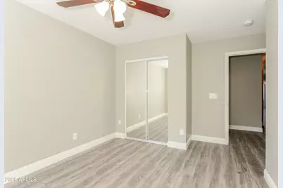 7005 S 31st Drive, Phoenix, AZ 85041 - Photo 10
