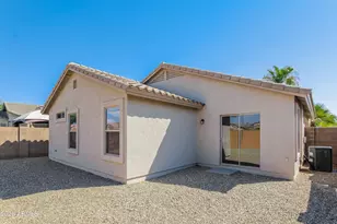 7005 S 31st Dr, Phoenix, AZ 85041 - Photo 14