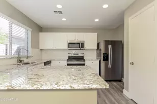 7005 S 31st Dr, Phoenix, AZ 85041 - Photo 4