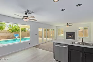 11991 N 69th Ave, Peoria, AZ 85345 - Photo 12