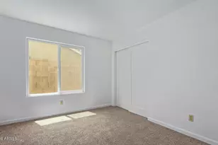 11991 N 69th Ave, Peoria, AZ 85345 - Photo 16