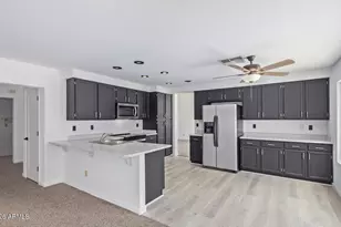 11991 N 69th Ave, Peoria, AZ 85345 - Photo 14