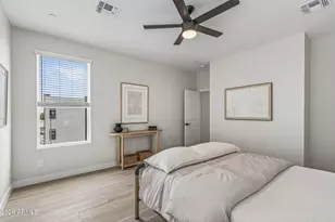 2601 E Clarendon Ave, Phoenix, AZ 85016 - Photo 30