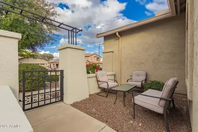 26157 W Runion Drive, Buckeye, AZ 85396 - Photo 2
