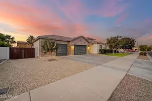 21530 E Russet Rd, Queen Creek, AZ 85142 - Photo 2