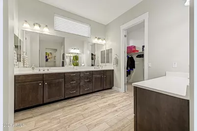 21530 E Russet Road, Queen Creek, AZ 85142 - Photo 32