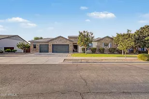 21530 E Russet Rd, Queen Creek, AZ 85142 - Photo 10