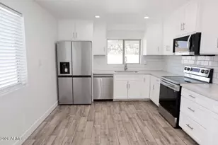 2528 W Sweetwater Ave, Phoenix, AZ 85029 - Photo 10