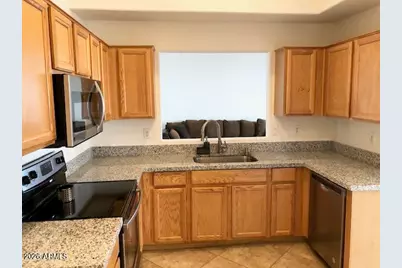 17646 N 6th Avenue, Phoenix, AZ 85023 - Photo 4