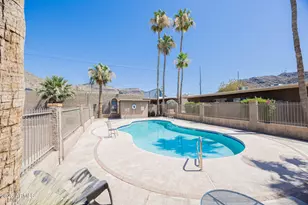 925 W Peoria Ave, Phoenix, AZ 85029 - Photo 18
