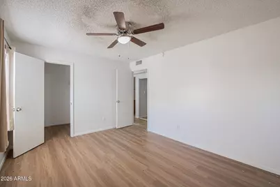 925 W Peoria Avenue #29, Phoenix, AZ 85029 - Photo 12