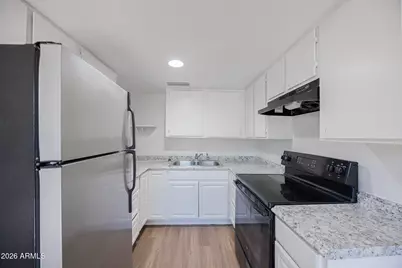 925 W Peoria Avenue #29, Phoenix, AZ 85029 - Photo 8