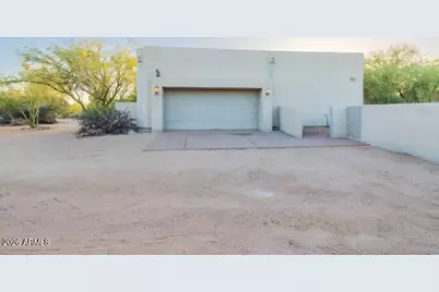 25249 N Ranch Gate Road, Scottsdale, AZ 85255 - Photo 2