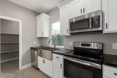 2336 E Harvard Street #Unit B, Phoenix, AZ 85006 - Photo 4