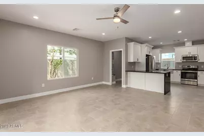 2336 E Harvard Street #Unit B, Phoenix, AZ 85006 - Photo 6