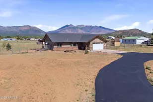 8200 Stardust Trail, Flagstaff, AZ 86004 - Photo 28