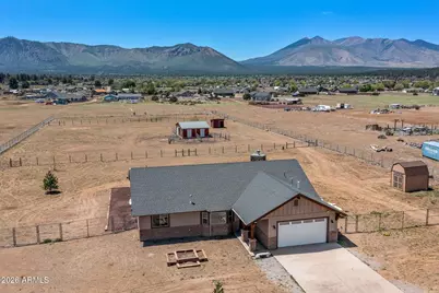 8200 Stardust Trail, Flagstaff, AZ 86004 - Photo 2