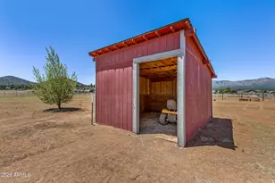 8200 Stardust Trail, Flagstaff, AZ 86004 - Photo 24
