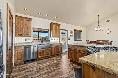8200 Stardust Trail, Flagstaff, AZ 86004 - Photo 6