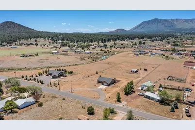 8200 Stardust Trail, Flagstaff, AZ 86004 - Photo 28