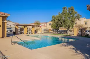 10823 N 70th Ave, Peoria, AZ 85345 - Photo 18
