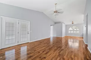 17810 N Phoenician Dr, Surprise, AZ 85374 - Photo 16