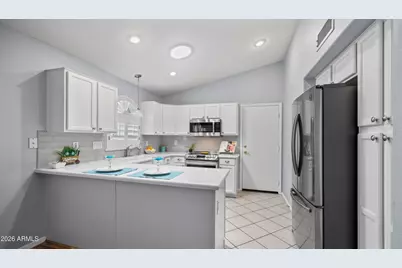 17810 N Phoenician Drive, Surprise, AZ 85374 - Photo 6