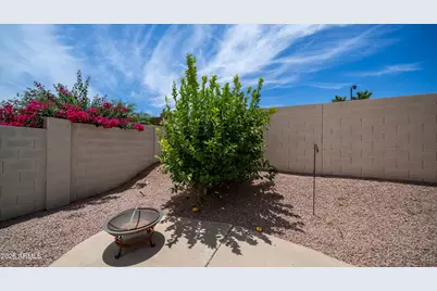 17810 N Phoenician Drive, Surprise, AZ 85374 - Photo 30