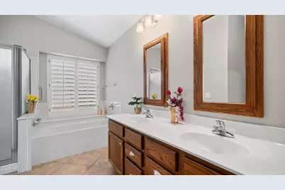 17810 N Phoenician Drive, Surprise, AZ 85374 - Photo 12