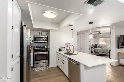 2935 N 68th Street #108, Scottsdale, AZ 85251 - Photo 12