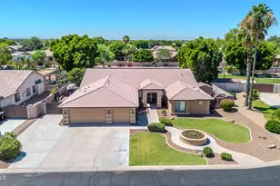 8039 W Briden Ln, Peoria, AZ 85383 - Photo 2