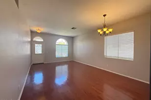 5153 W Dublin Ln, Chandler, AZ 85226 - Photo 2