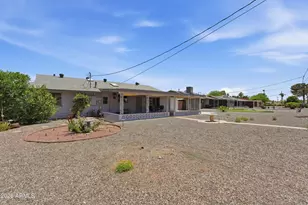 10747 W Hope Dr, Sun City, AZ 85351 - Photo 26