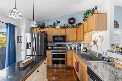 1034 W 13th Avenue, Apache Junction, AZ 85120 - Photo 8