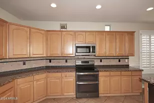 3018 W Gran Paradiso Dr, Phoenix, AZ 85086 - Photo 14