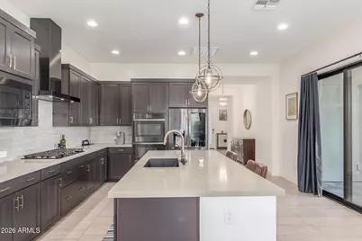 837 E Monte Way, Phoenix, AZ 85042 - Photo 16