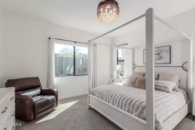 837 E Monte Way, Phoenix, AZ 85042 - Photo 20