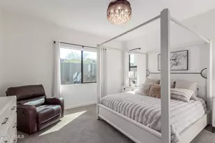 837 E Monte Wy, Phoenix, AZ 85042 - Photo 20